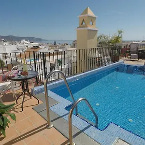 Nerjaluna , Nerja España